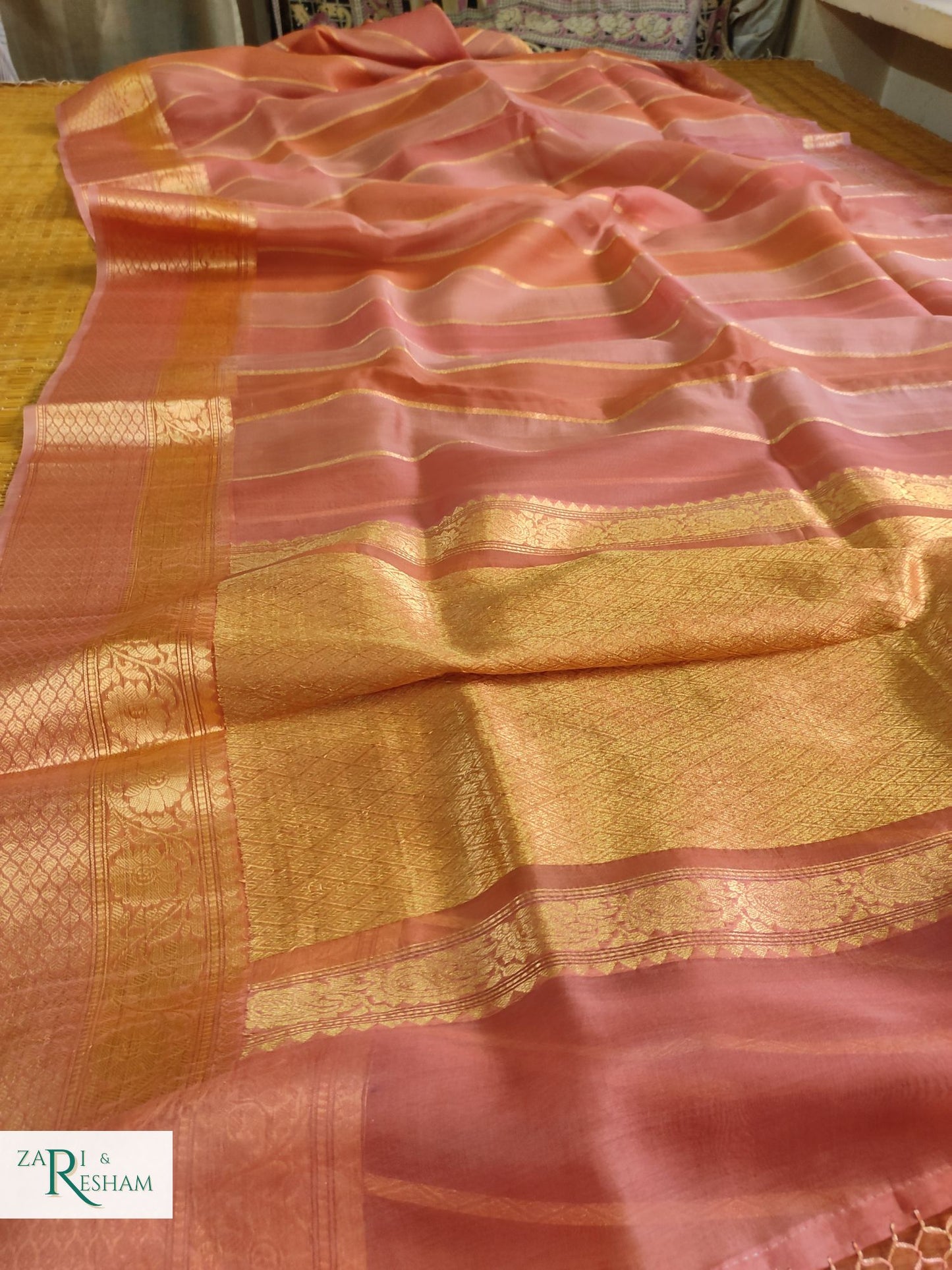 Pure Kora Handloom Silk Saree in Rangkat Dye - Copper