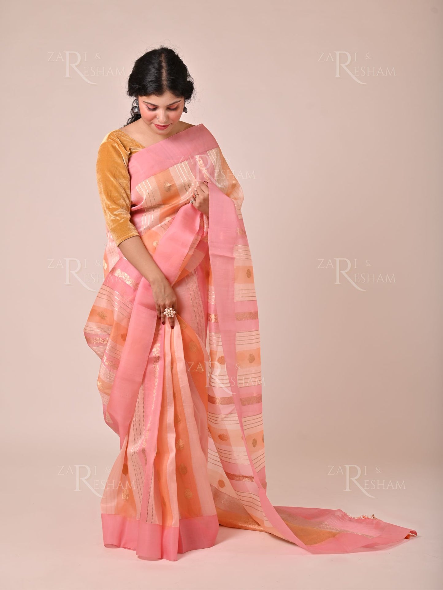 Pure Kora Handloom Kadhuwa Silk Saree with Satin Silk Border in Rangkat Dye - Pink